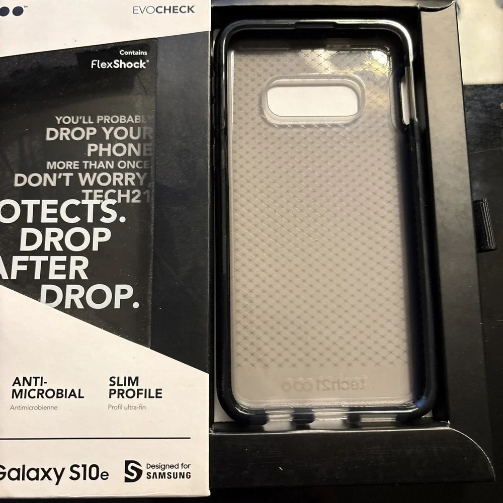Tech21 Case for Samsung Galaxy S10+ Evo‎ Check - Smokey/Black